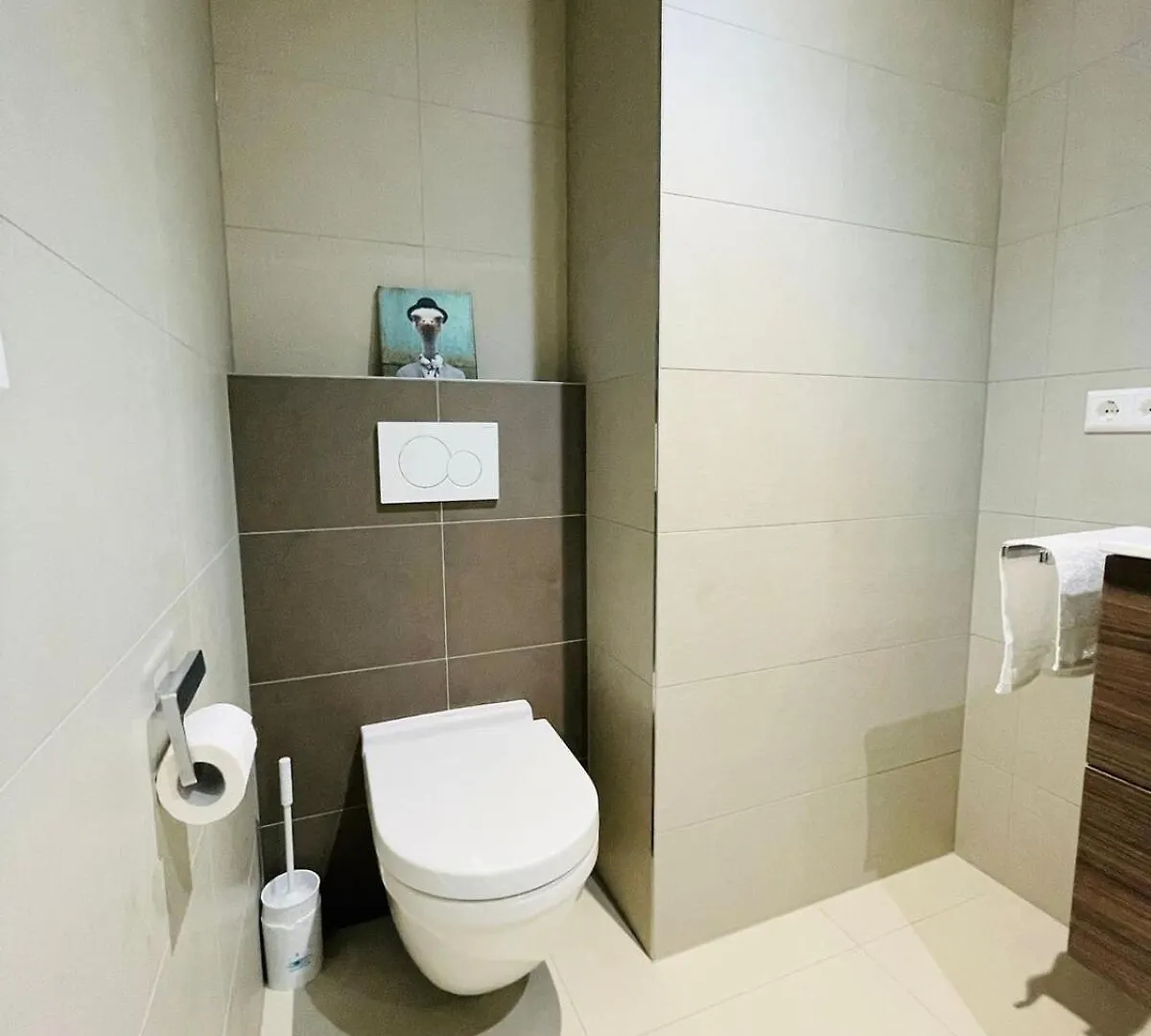 Chic 1 Bedroom Flat With Terrace&Parking-5 Luxemburg Apartman